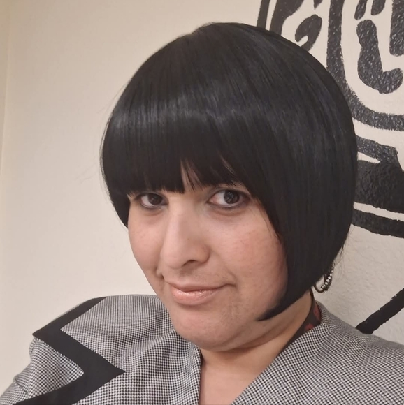 Meet your Posher, Kimberly - Picture 8 of 8